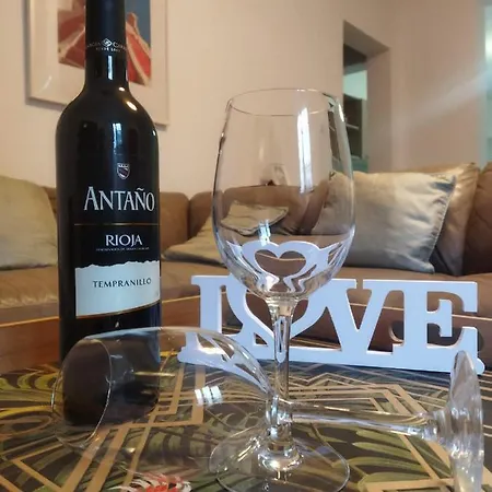 Apartmán Centrally Located Bugibba - Seaside Comfort St. Paul's Bay