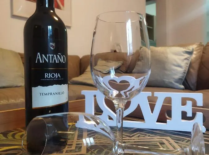 アパート Centrally Located Bugibba - Seaside Comfort セント・ポールズ・ベイ