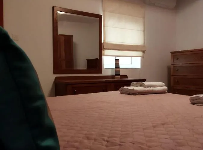 アパート Centrally Located Bugibba - Seaside Comfort *